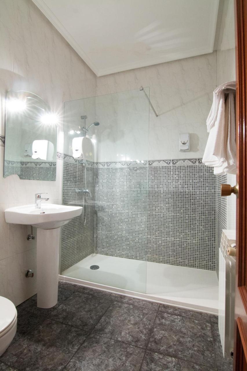 Hostal Santa Ana Madridejos Zewnętrze zdjęcie